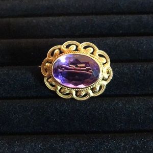Antique Victorian 12ct Amethyst Brooch/Pin